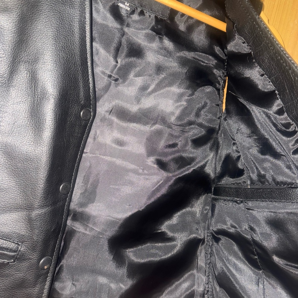 XElement Women's Black Leather Vest - Picture 5 of 8